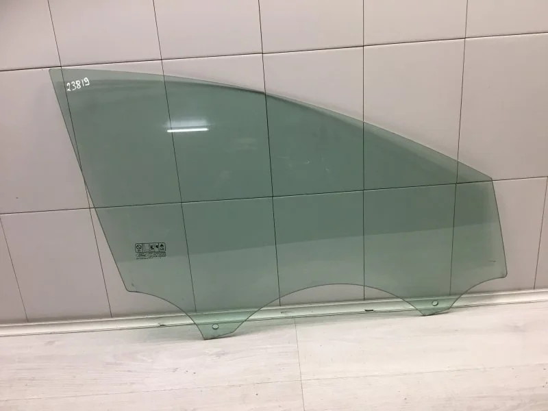 Стекло двери Ford Mondeo 2009 1507907 2, переднее правое