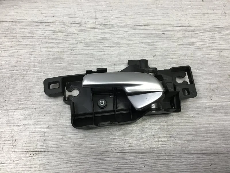 Ручка салона двери Ford Mondeo 2009 1705703 2, передняя левая