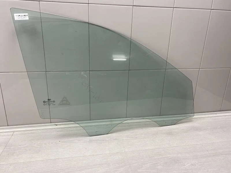 Стекло двери HYUNDAI i30 2008 824212L010 ХЭТЧБЕК G4FA-L, переднее правое