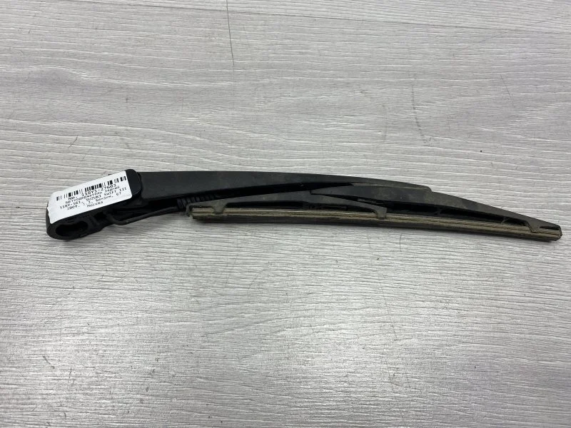 Щеткодержатель SUZUKI SWIFT 2009 3882163J00 ХЭТЧБЕК M13A, задний