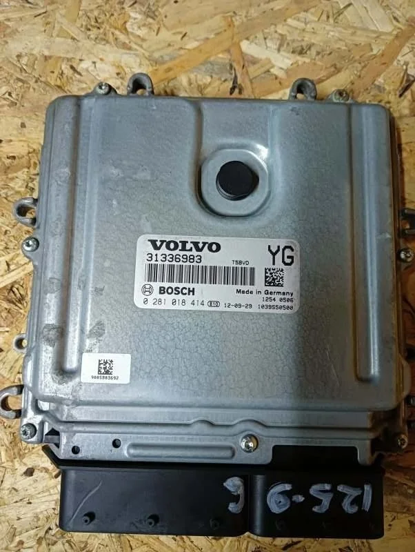 ЭБУ ДВС VOLVO xc70 2012 31336983 УНИВЕРСАЛ D 5244 T17