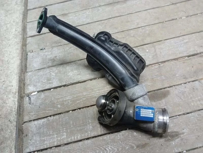 Патрубок турбины VOLVO xc70 2012 31293089 УНИВЕРСАЛ D 5244 T17