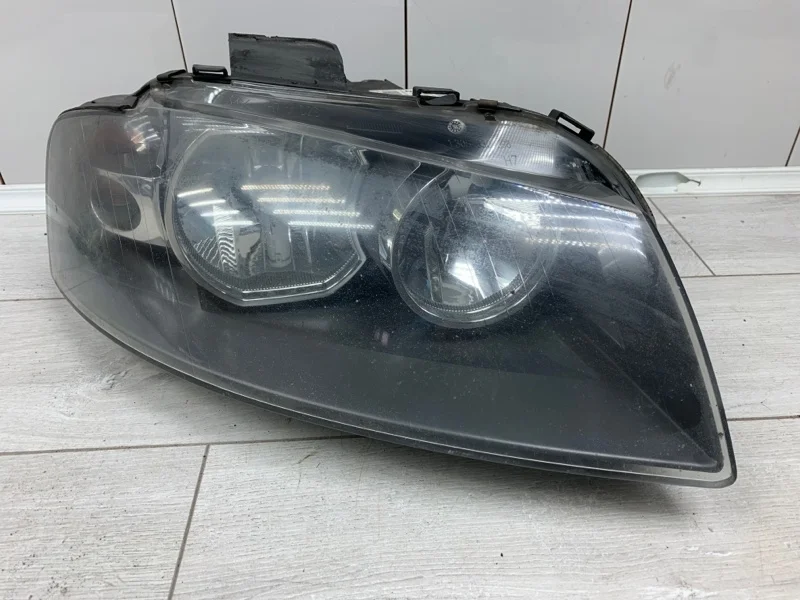 Фара AUDI A3 2005 8P0941004K ХЭТЧБЕК BGU, правая