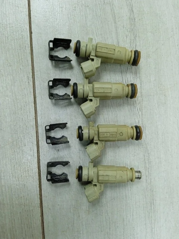 Форсунка топливная Hyundai I20 2012 3531004000 ХЭТЧБЕК G4LA