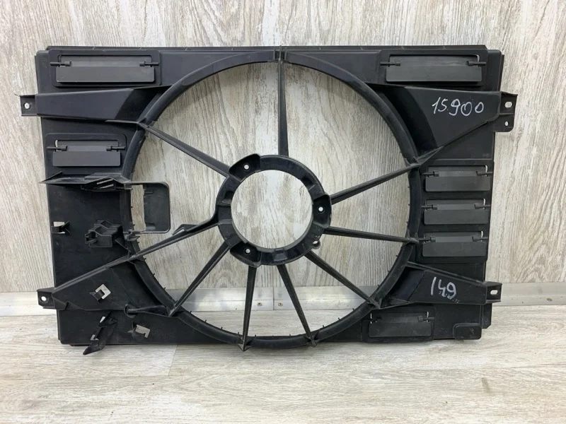 Диффузор радиатора Volkswagen Golf 2010 1K0121205AC ХЭТЧБЕК CAYB