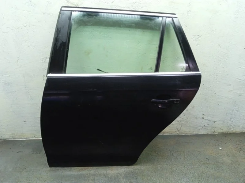 Дверь VOLKSWAGEN GOLF 2007 1K9833055 УНИВЕРСАЛ BLS, задняя левая