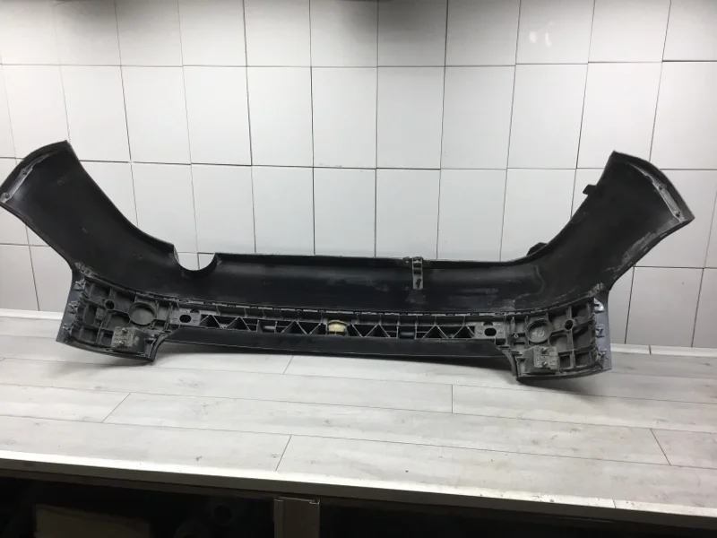 Бампер AUDI A4 2004 8E9807301J УНИВЕРСАЛ ALZ, задний