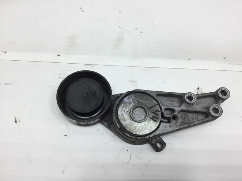 Механизм натяжения ремня AUDI A4 2004 06B903133E УНИВЕРСАЛ ALZ