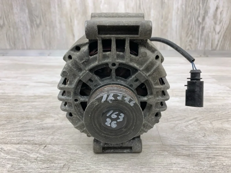 Генератор AUDI A4 2004 06B903016AE УНИВЕРСАЛ ALZ