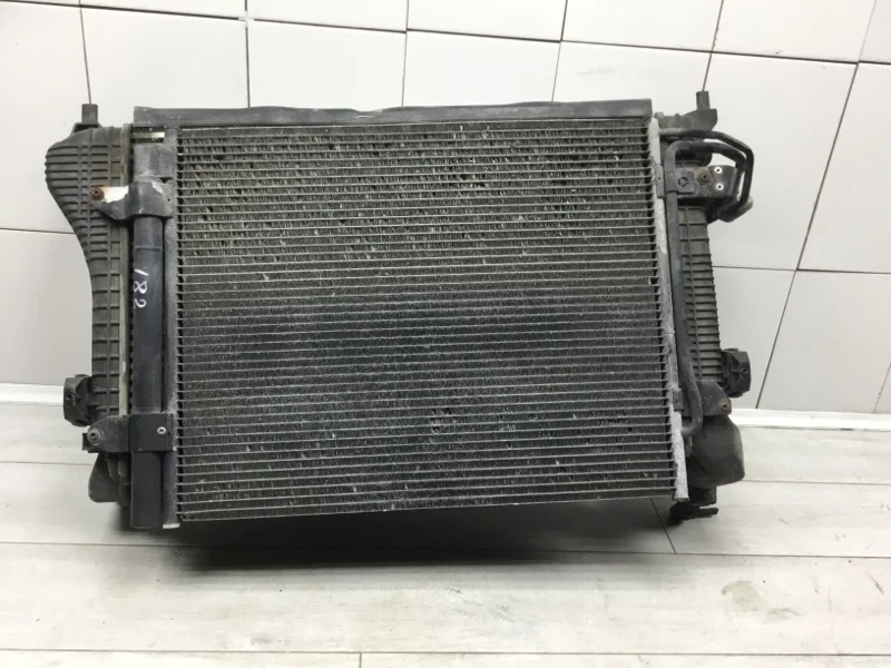 Кассета радиаторов в сборе Volkswagen Touran 2007 1K0121251BL МИНИВЭН BLS