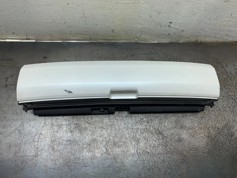 Задний борт крышки багажника PEUGEOT 3008 2013 9684852280 ХЭТЧБЕК 9H05 9HR (DV6C)