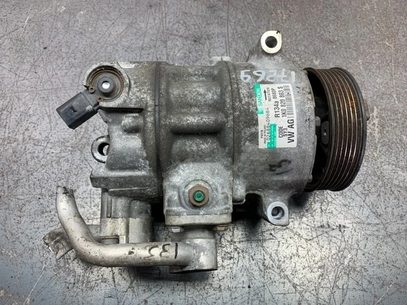 Компрессор VOLKSWAGEN GOLF 2006 1K0820803S ХЭТЧБЕК BLS