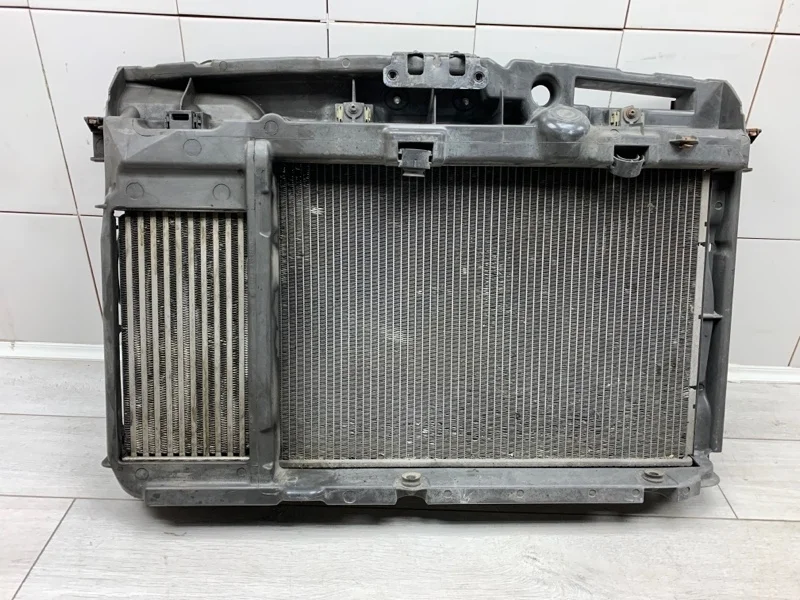 Кассета радиаторов в сборе PEUGEOT 208 2013 1330P9 ХЭТЧБЕК 8H01 DV4C