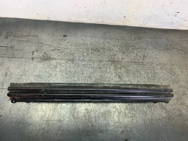 Усилитель бампера VOLKSWAGEN GOLF 2005 1K0807109C ХЭТЧБЕК BGU