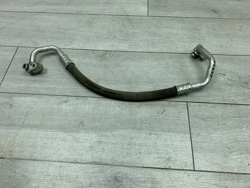 Трубка компрессора Volkswagen Golf 2007 1K0820721BD УНИВЕРСАЛ BLS