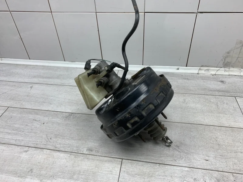 Вакуумный усилитель тормозов Ford S-Max 2006 1709418 МИНИВЭН QYWA