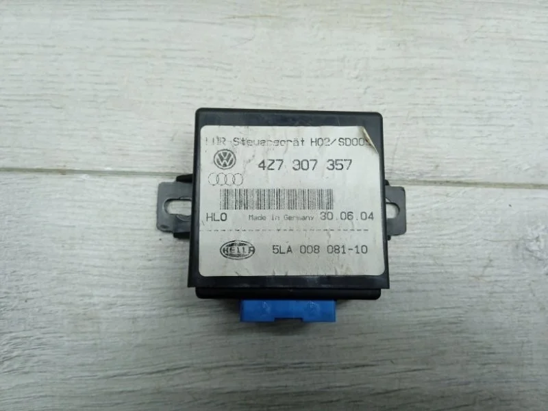 Блок управления светом Volkswagen Caddy 2010 5LA00808110 ФУРГОН BLS