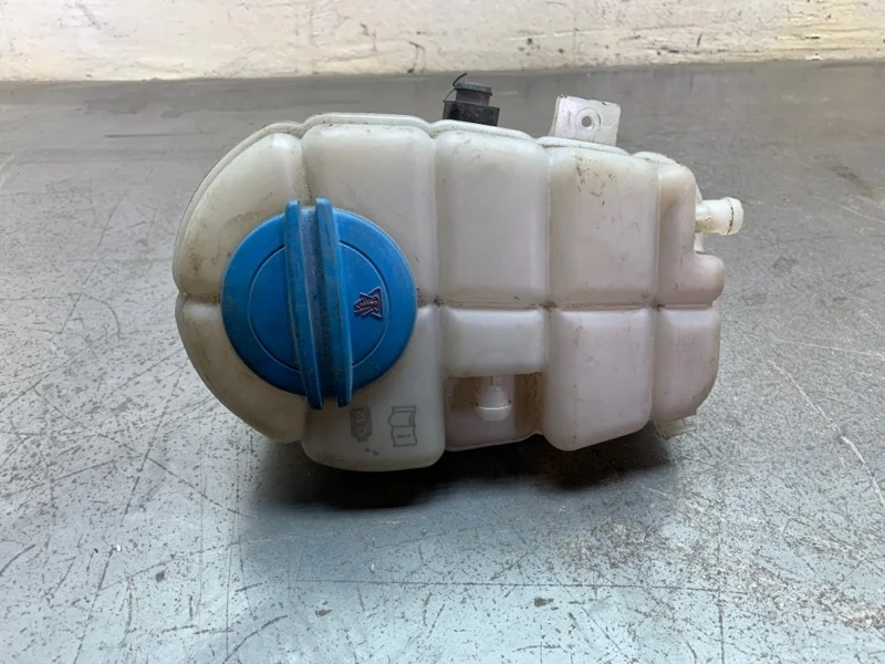 Бачок расширительный AUDI A7 2010 4G0121403D СЕДАН CDUC