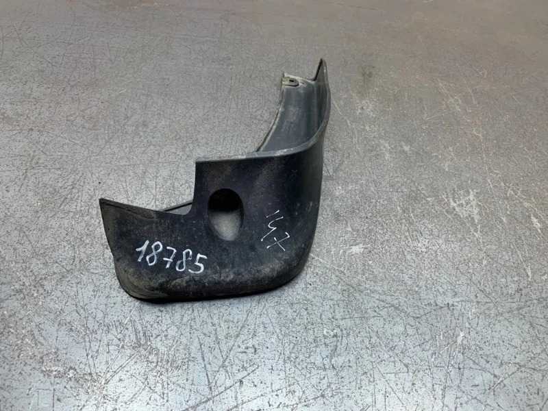 Брызговик NISSAN QASHQAI 2013 63850BR01A КРОССОВЕР R9M