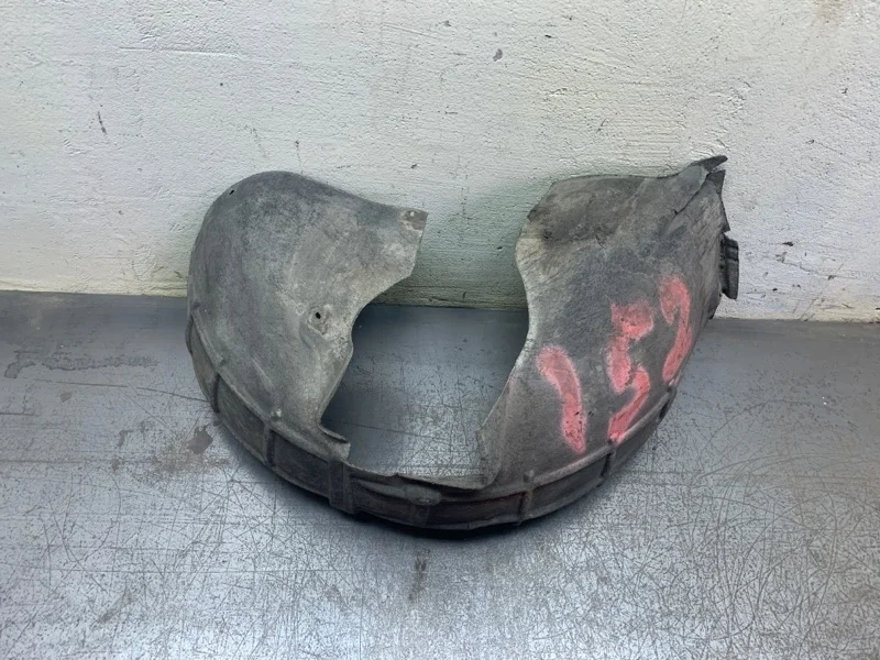 Подкрылок SKODA OCTAVIA 2013 1Z0809957C УНИВЕРСАЛ CAYC, передний левый