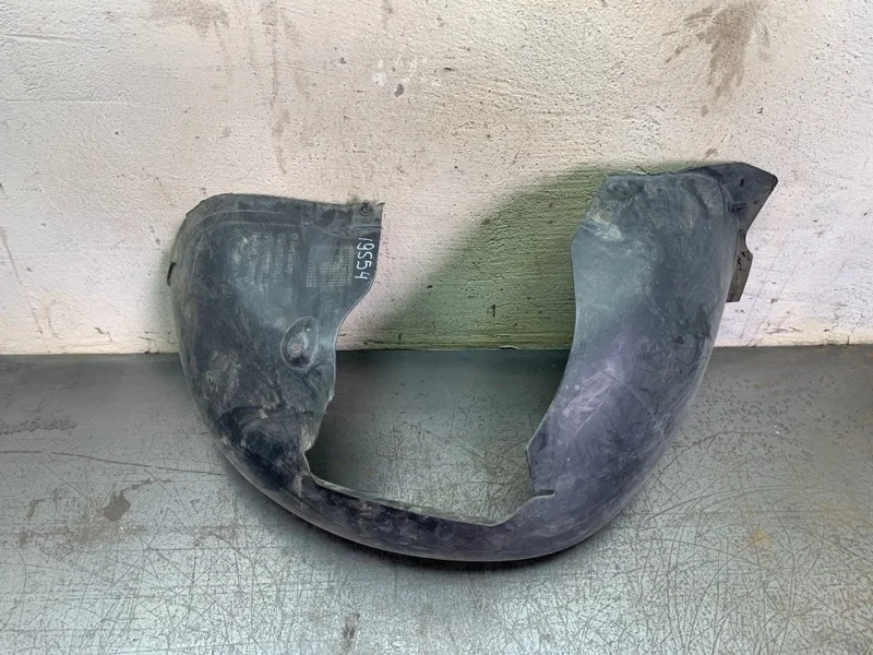 Защита крыла пластмассовая (подкрылок) VOLKSWAGEN GOLF 2005 1K0805977B ХЭТЧБЕК BGU, передняя левая