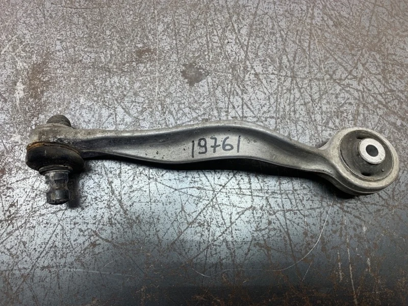 Рычаг подвески AUDI A4 2004 8E0407509A УНИВЕРСАЛ ALZ, передний левый