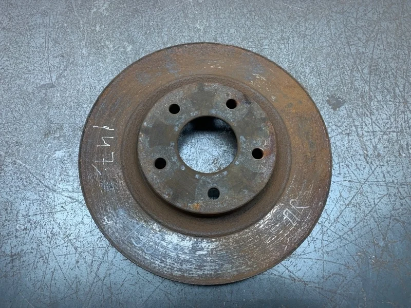 Диск тормозной Nissan Qashqai 2013 40206JD00A КРОССОВЕР R9M, передний правый