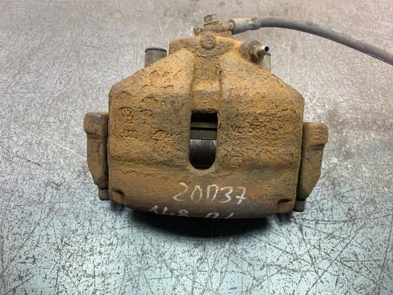 Суппорт тормозной Volkswagen Passat 2012 1K0615123E УНИВЕРСАЛ CAYC, передний левый