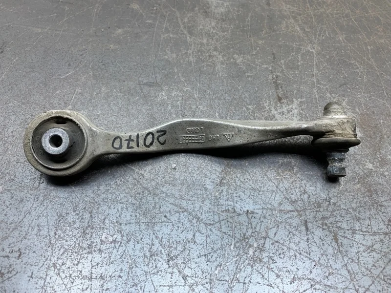 Рычаг подвески верхний AUDI A4 2004 8E0407509A УНИВЕРСАЛ ALZ, передний левый