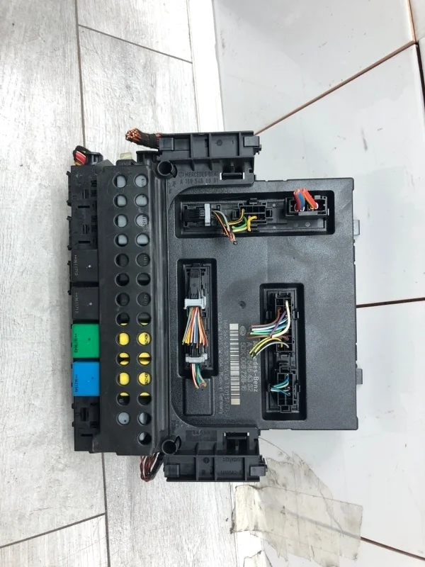 Блок предохранителей MERCEDES-BENZ B-CLASS 2006 A1695454332 МИНИВЭН 64094030230108