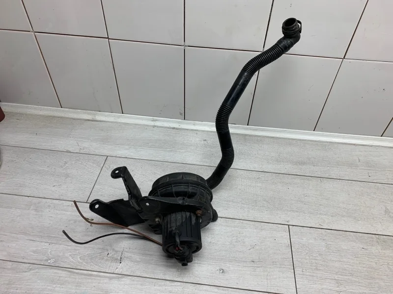 Дополнительный электронасос системы охлаждения Audi A4 2005 8E0906613D УНИВЕРСАЛ ALZ