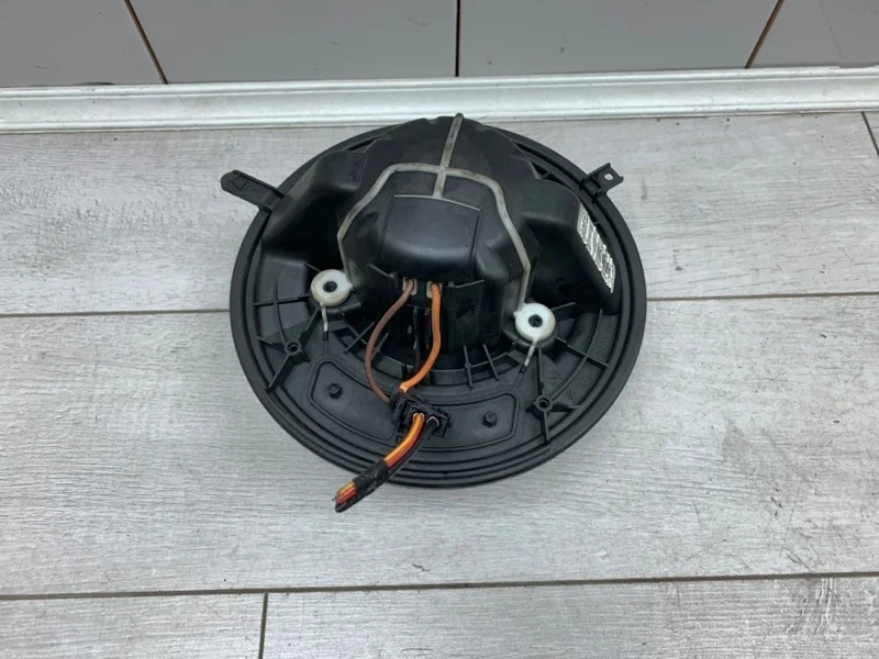 Моторчик печки Mercedes-Benz B-Class 2006 A1698200642 МИНИВЭН 64094030230108