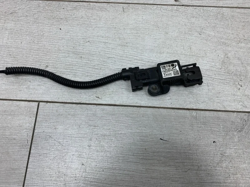 Датчик удара Opel Zafira 2008 13264083 МИНИВЭН A17DTJ