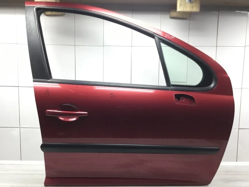 Дверь PEUGEOT 207 2007 9004X8 ХЭТЧБЕК 8HZ (DV4TD), передняя правая