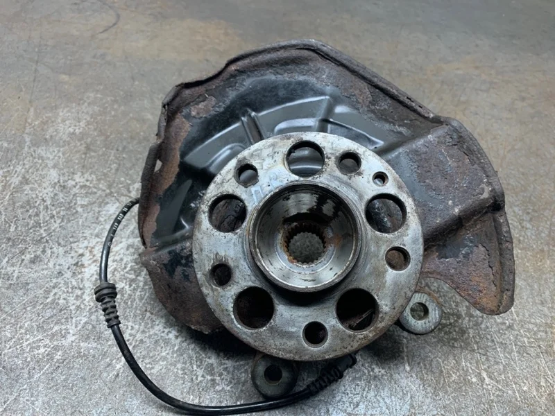 Ступица Mercedes-Benz A-Class 2008 A1693300520 266.920 30 542505, передняя левая