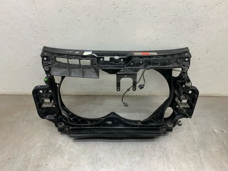 Рамка телевизор AUDI A6 2005 4B0010157D УНИВЕРСАЛ BPP