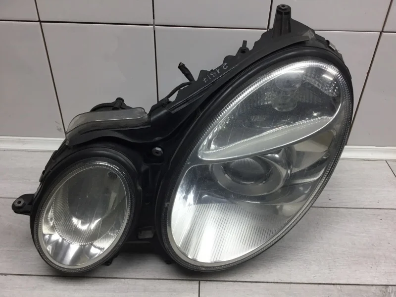 Фара Mercedes-Benz E-Class 2003 A2118201361 УНИВЕРСАЛ 646.961 30 115431, передняя левая