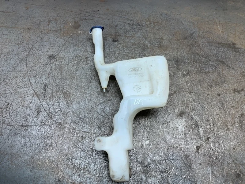 Бачок омывателя FORD FIESTA 2011 1764300 ХЭТЧБЕК TZJB