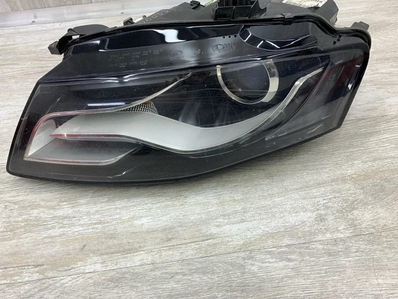 Фара Audi A4 2008 8K0941003C УНИВЕРСАЛ CAGA, передняя правая