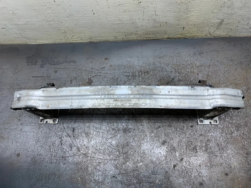 Усилитель бампера AUDI A4 2008 8K0807113B УНИВЕРСАЛ CAGA, передний