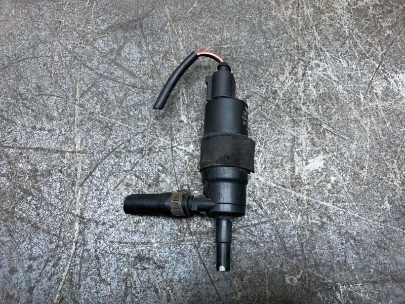 Насос омывателя Audi A6 2005 3B7955681 УНИВЕРСАЛ BPP