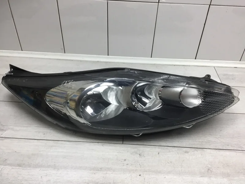 Фара FORD FIESTA 2011 1734613 ХЭТЧБЕК TZJB, передняя правая