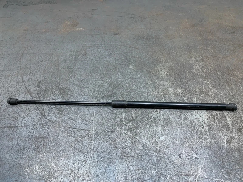 Амортизатор капота Mercedes-Benz E-Class 2004 A2118800029 УНИВЕРСАЛ 646.961 30 164178