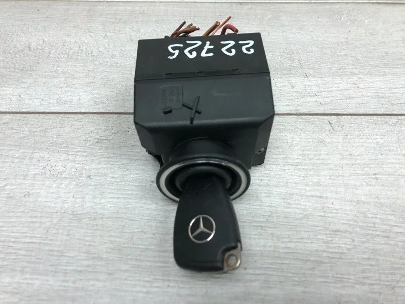 Замок зажигания Mercedes-Benz E-Class 2004 2115451408 УНИВЕРСАЛ 646.961 30 164178