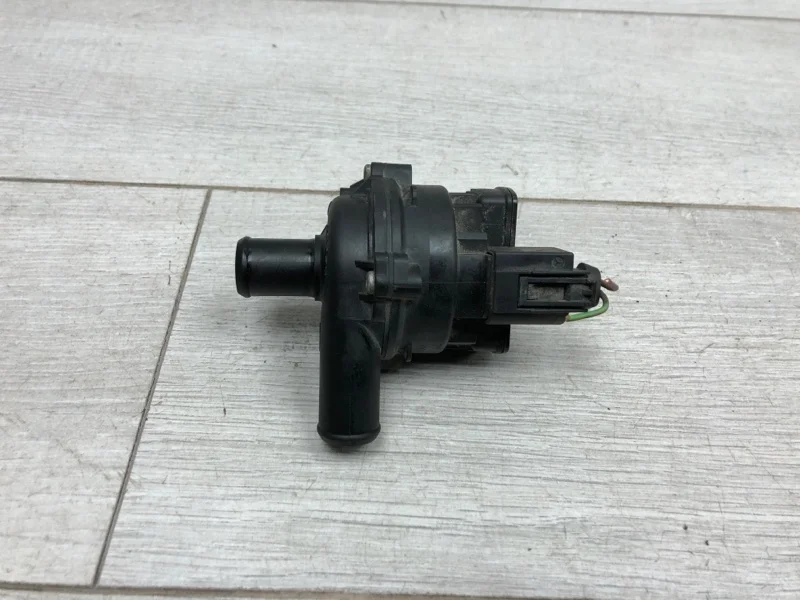 Насос водяной MERCEDES-BENZ E-CLASS 2004 A2118350364 УНИВЕРСАЛ 646.961 30 164178