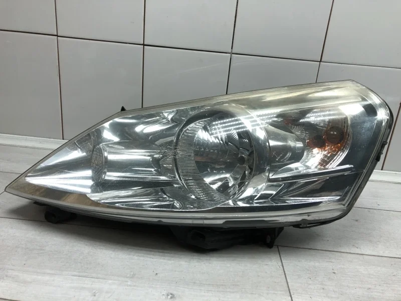 Фара PEUGEOT EXPERT 2008 89902605 ФУРГОН RHK (DW10UTED4), передняя левая