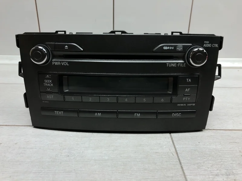 Магнитола TOYOTA AURIS 2007 8612002520 ХЭТЧБЕК 1ND-TV