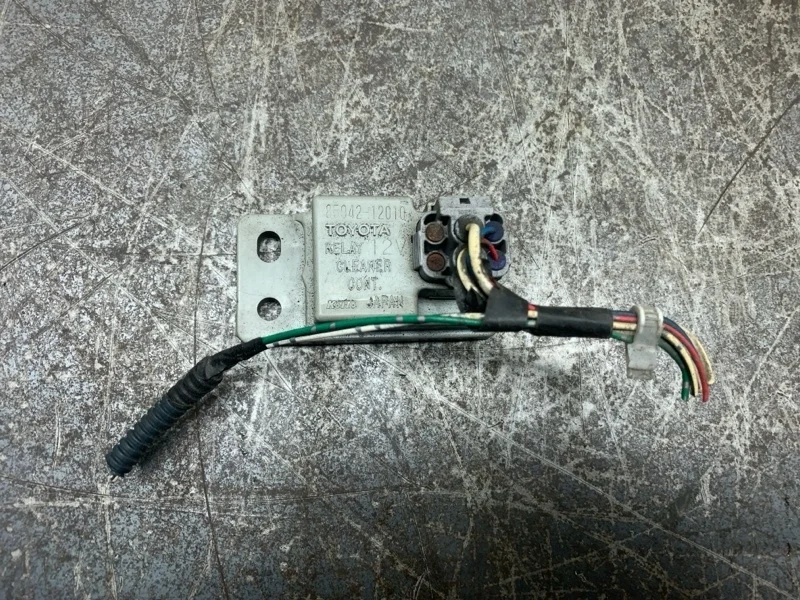 Реле фар TOYOTA AURIS 2007 8594212010 ХЭТЧБЕК 1ND-TV