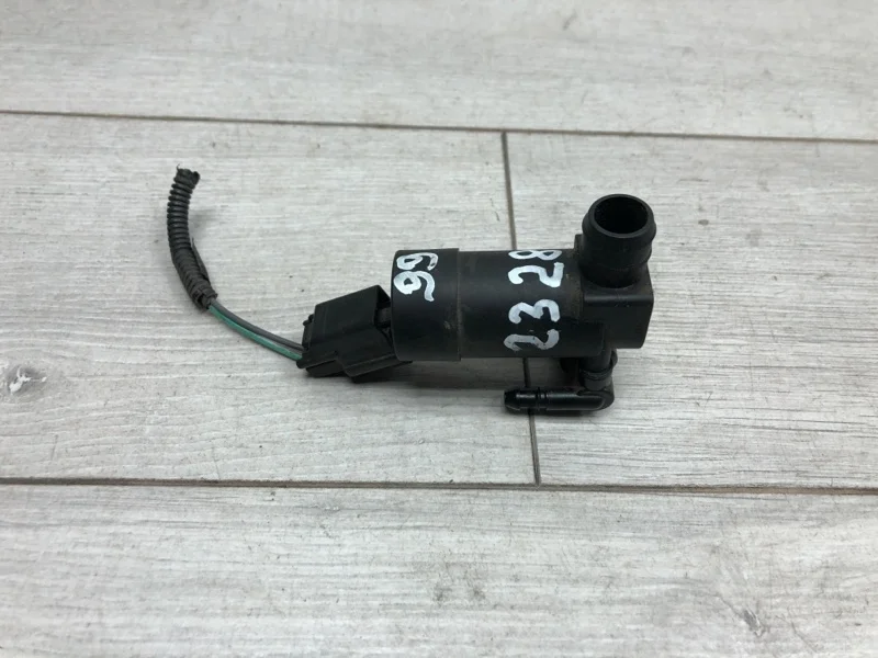 Насос омывателя Ford S-Max 2006 1355124 МИНИВЭН QYWA