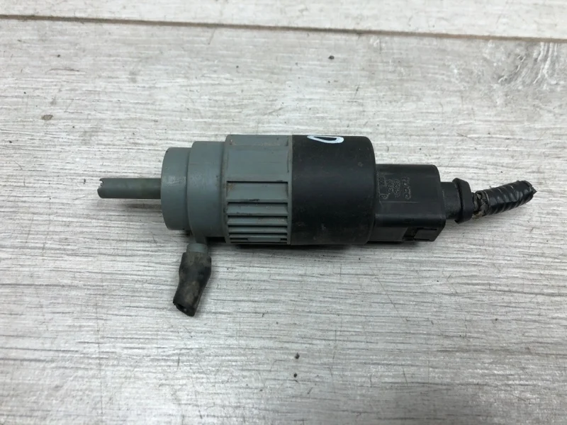 Насос омывателя FORD S-MAX 2011 1673739 МИНИВЭН UFWA